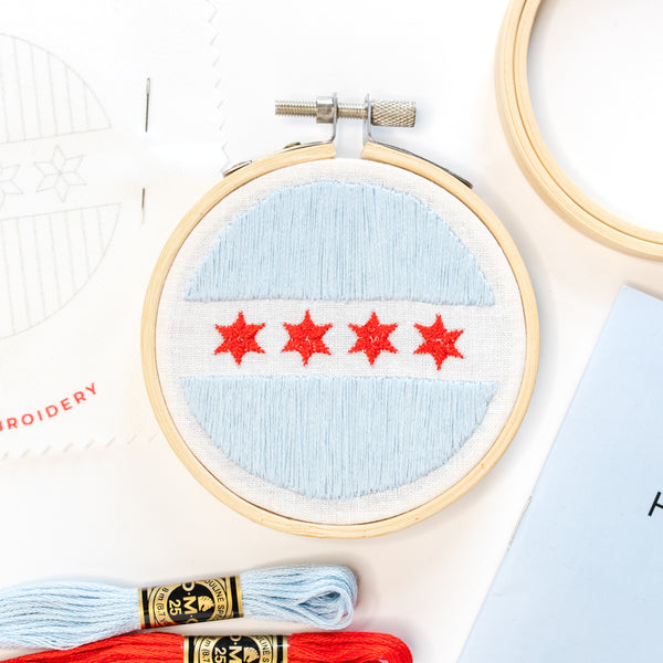 Finished embroidered ornament of Chicago Flag